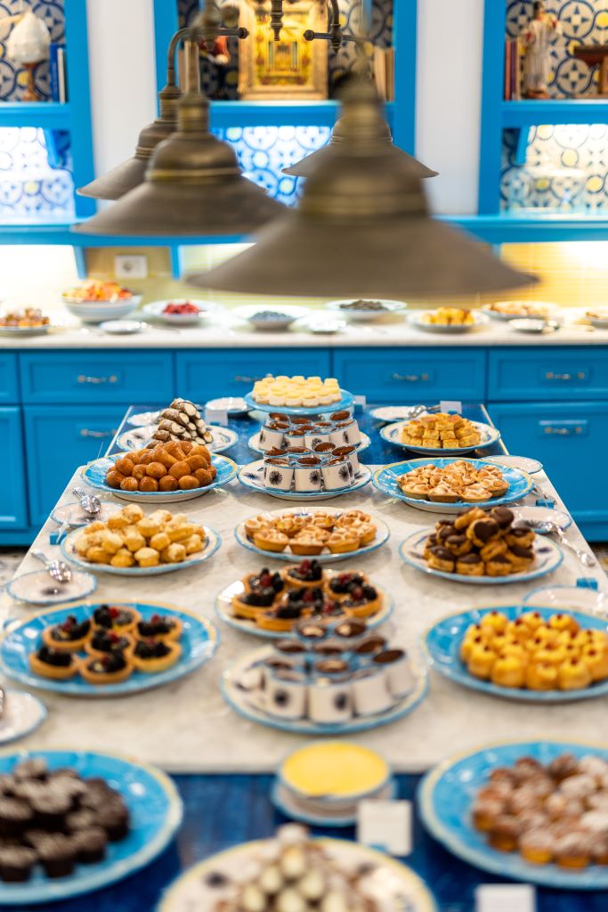 Capri wedding at il Riccio dessert table