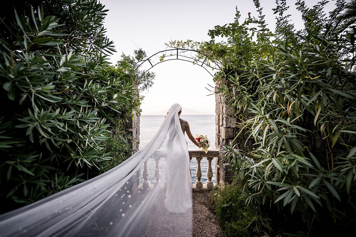 luxury destination wedding in Sorrento at Villa Astor