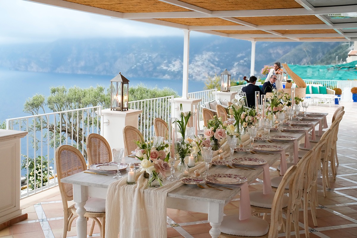 wedding party sea view amalfi coast